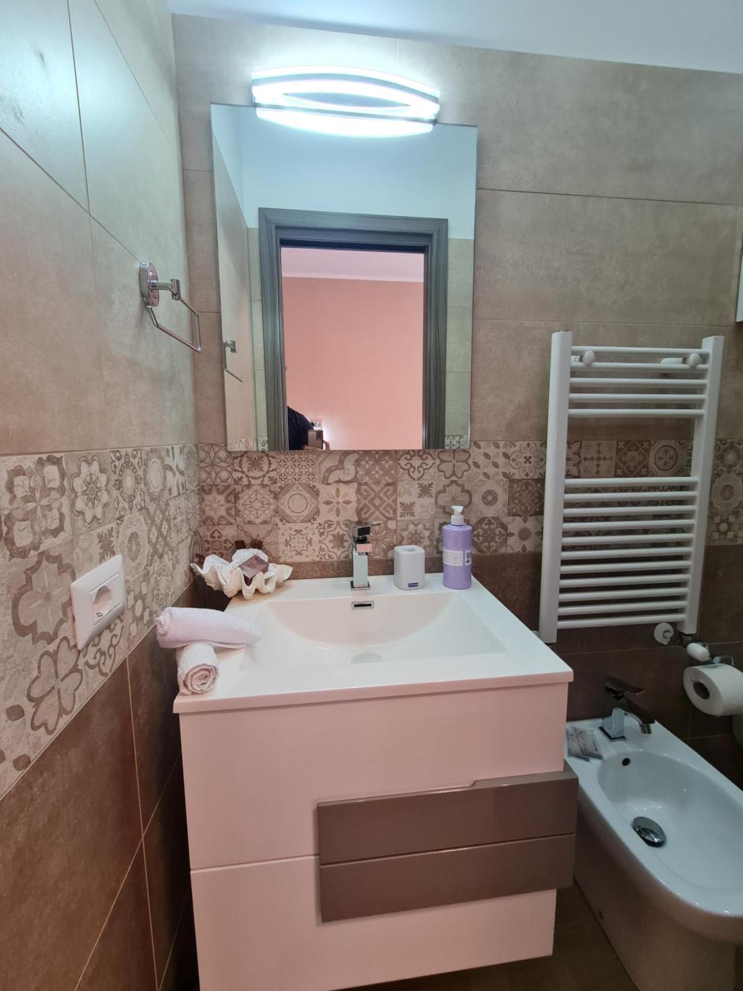 B&B La Casa Di Martina 赞布隆内 外观 照片