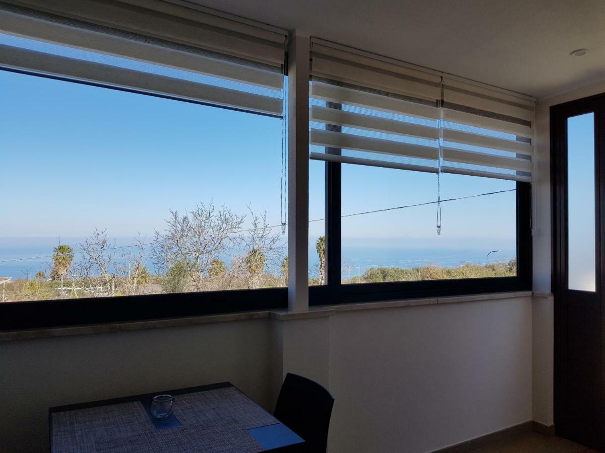 B&B La Casa Di Martina 赞布隆内 外观 照片